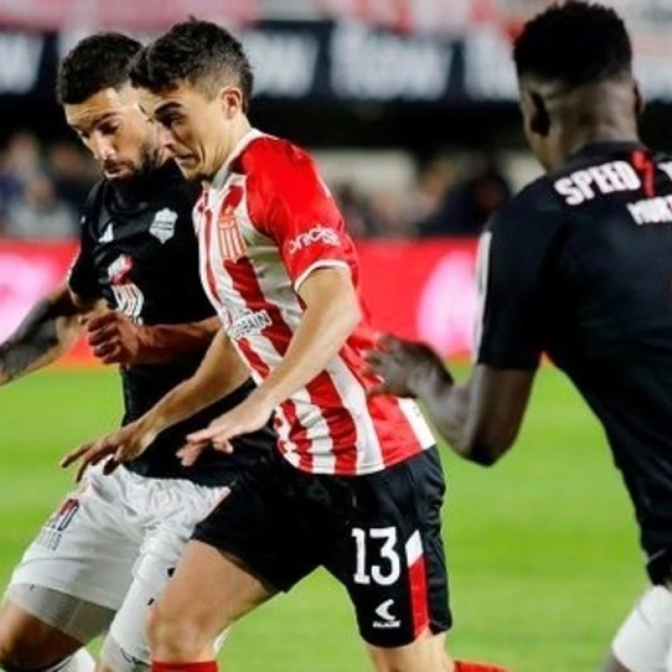 Imagen relacionada de estudiantes de la plata se impone en su regreso al estadio uno