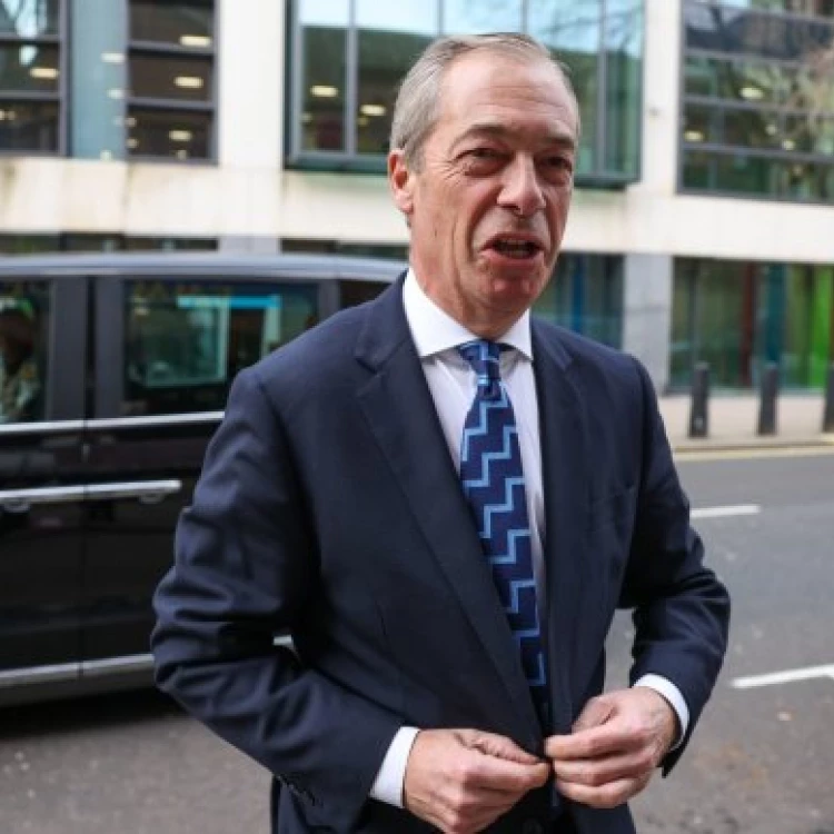 Imagen relacionada de nigel farage jeremy corbyn amenazan eleccion general britanica