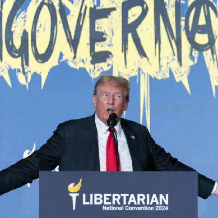 Imagen relacionada de rechazo a donald trump en la convencion nacional libertaria