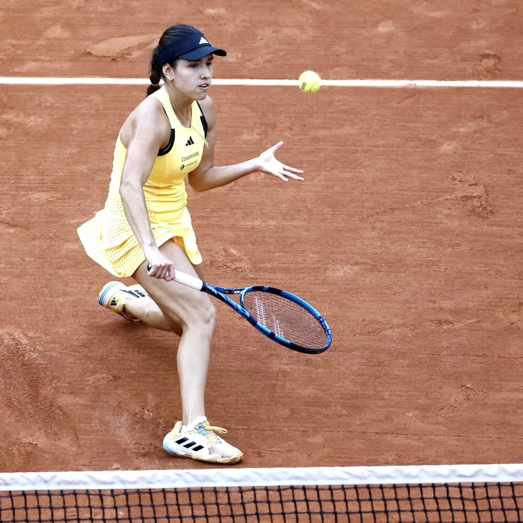 Imagen relacionada de camila osorio despide roland garros intensa batalla pista