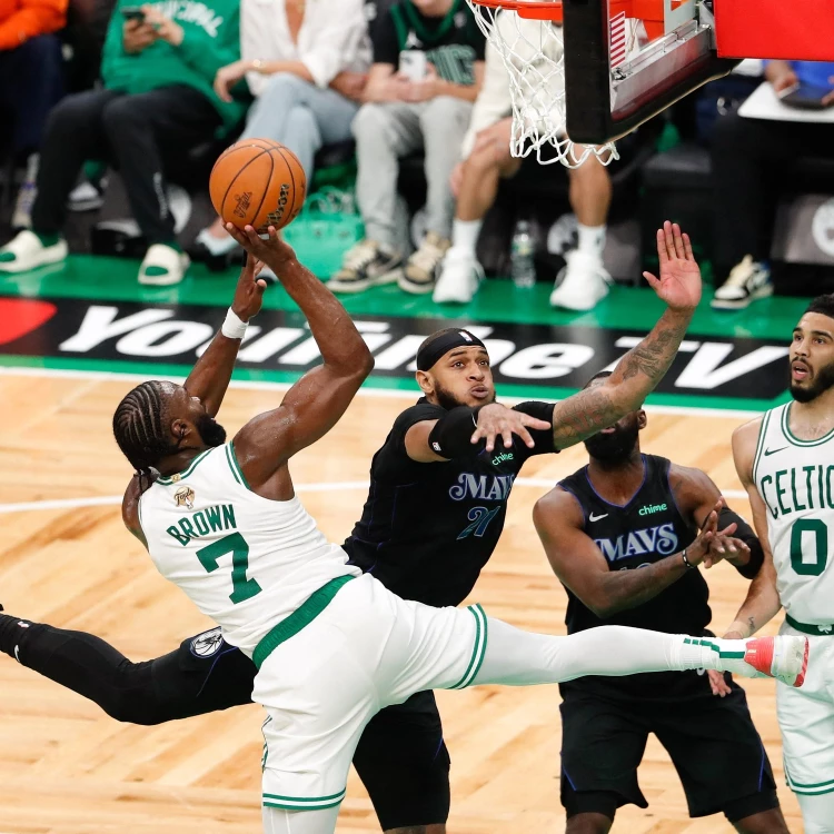 Imagen relacionada de boston celtics arrolla dallas mavericks nba