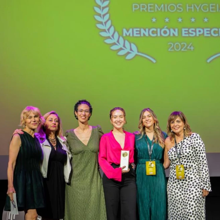 Imagen relacionada de cortometraje premiado madrid pacientes vih