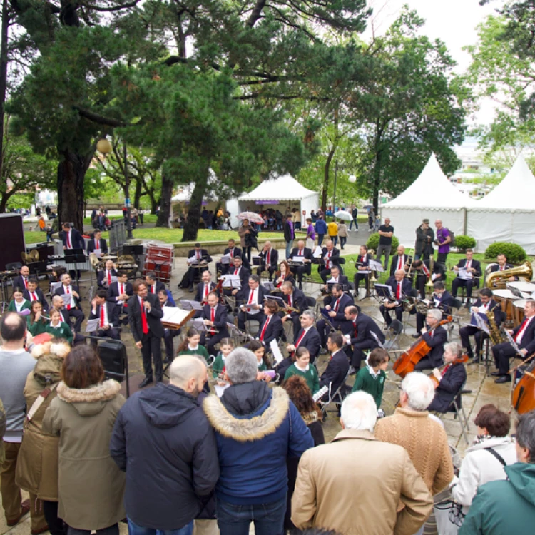 Imagen relacionada de conciertos banda municipal coruna campo lena