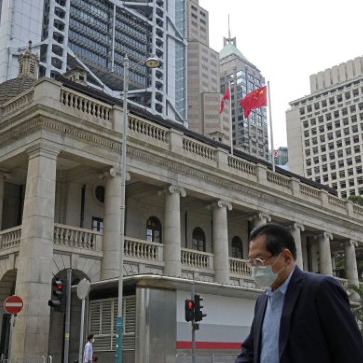 Imagen relacionada de jueces australianos defienden su permanencia en la corte suprema de hong kong