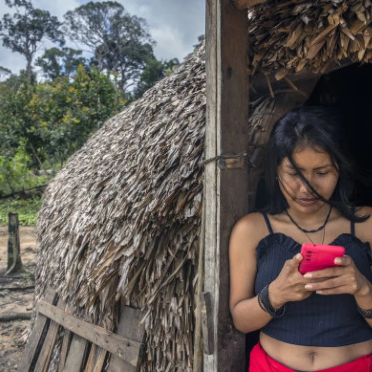 Imagen relacionada de impacto del internet de alta velocidad en tribu indigena brasilena