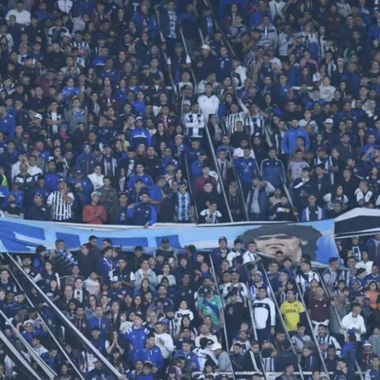 Imagen relacionada de tragedia hincha talleres estadio kempes