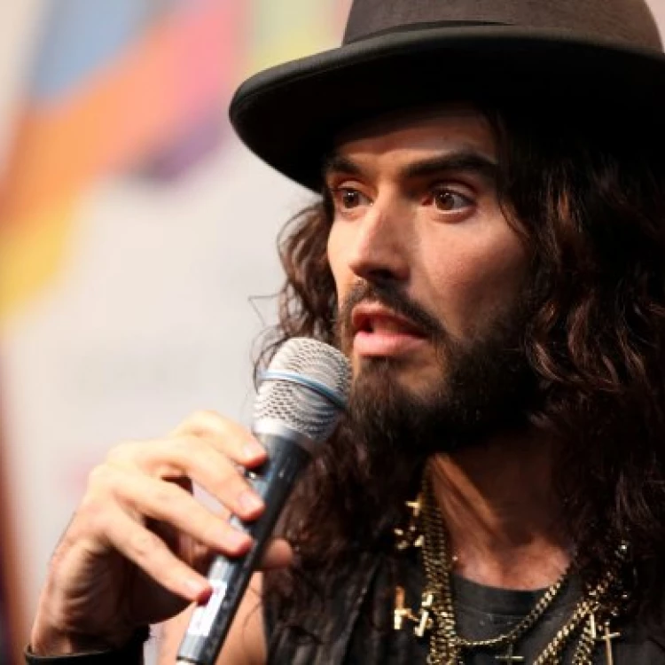 Imagen relacionada de escandalo russell brand comportamiento inapropiado television