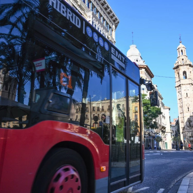 Imagen relacionada de renovacion flota autobuses valencia tecnologia limpia