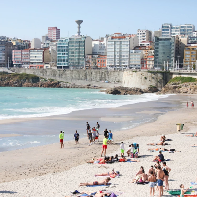 Imagen relacionada de inicio temporada playas la coruna