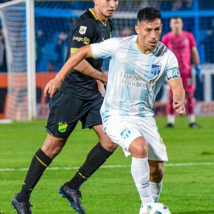 Imagen relacionada de atletico tucuman empata con defensa y justicia en un partido lleno de emociones