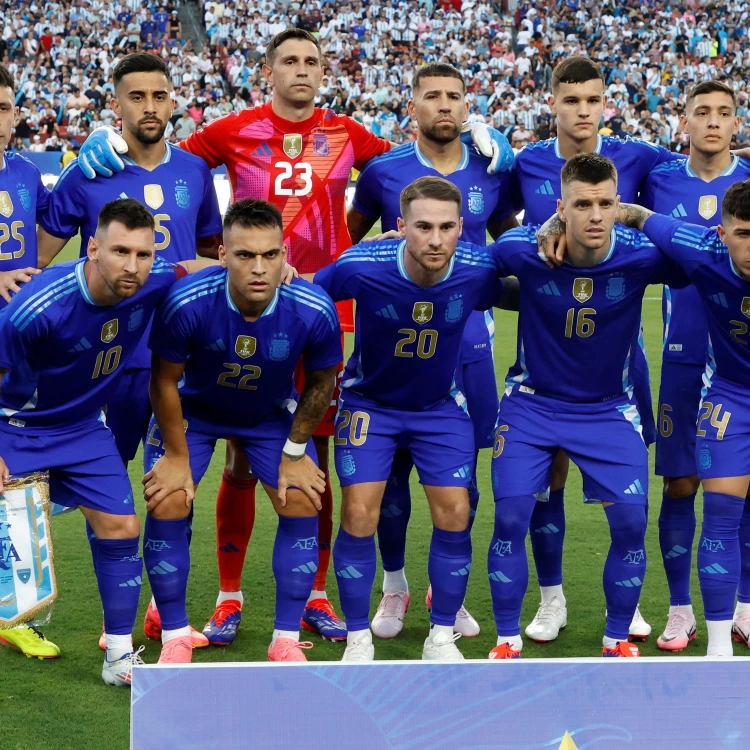 Imagen relacionada de la seleccion argentina lista para defender la copa america con nuevos numeros