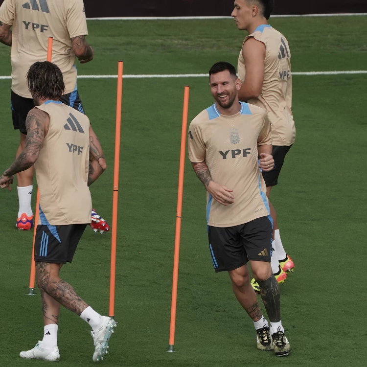 Imagen relacionada de la seleccion argentina se prepara para debutar en la copa america