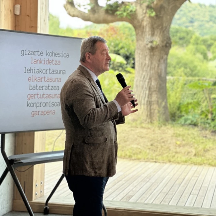 Imagen relacionada de inaugurado centro agustinak zentroa en euskadi