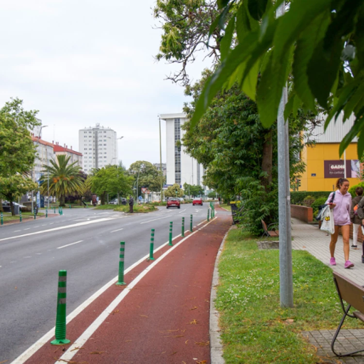 Imagen relacionada de finalizan obras de mejora en la avenida salvador de madariaga en la coruna