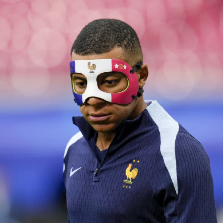 Imagen relacionada de kylian mbappe pronuncia politica francia eurocopa