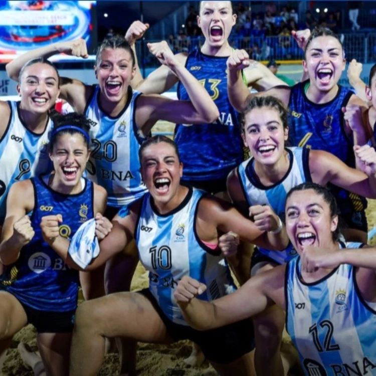 Imagen relacionada de las kamikazes argentinas buscan hacer historia en la final del mundial de beach handball