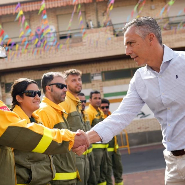 Imagen relacionada de seguridad celebraciones prevenir incendios forestales