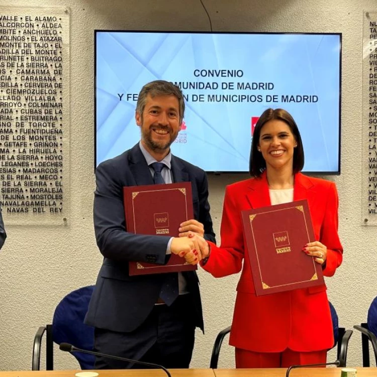 Imagen relacionada de renovado convenio colaboracion comunidad madrid federacion municipios