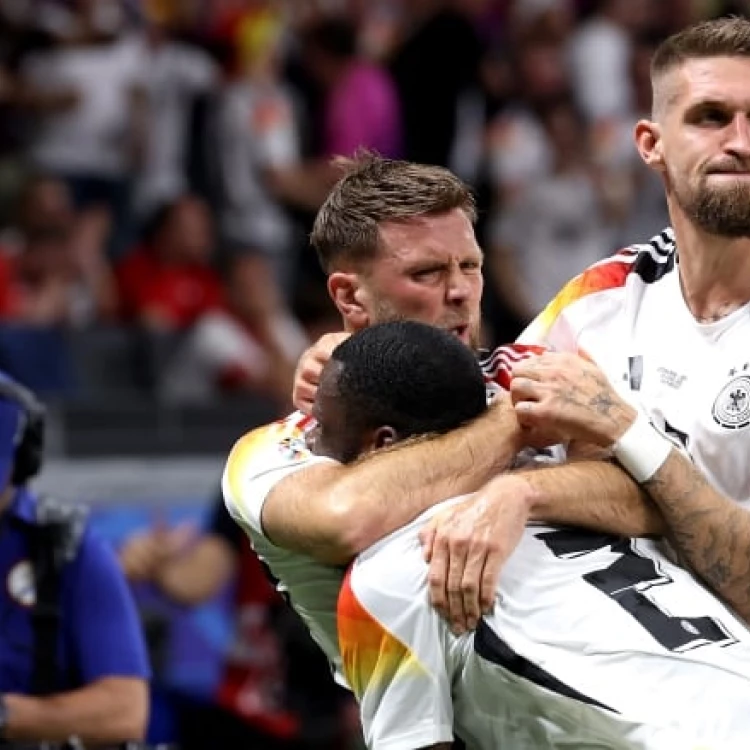 Imagen relacionada de alemania asegura primer puesto grupo euro heroicos actos fullkrug