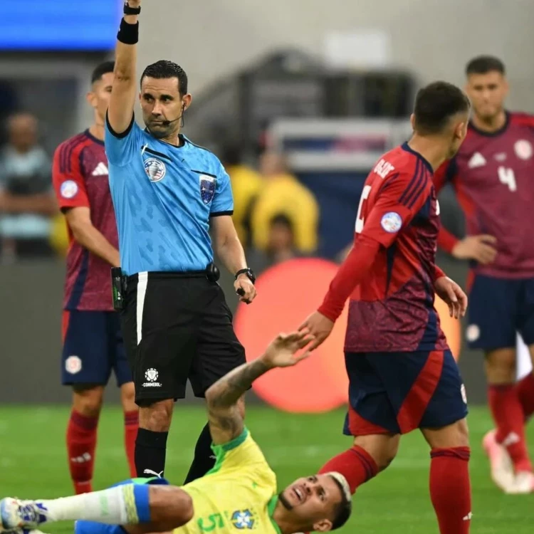 Imagen relacionada de arbitro mexicano dirigira partido argentina peru copa america