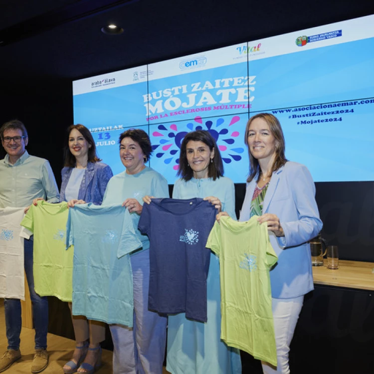 Imagen relacionada de presentan campana solidaria en euskadi para concienciar sobre la esclerosis multiple