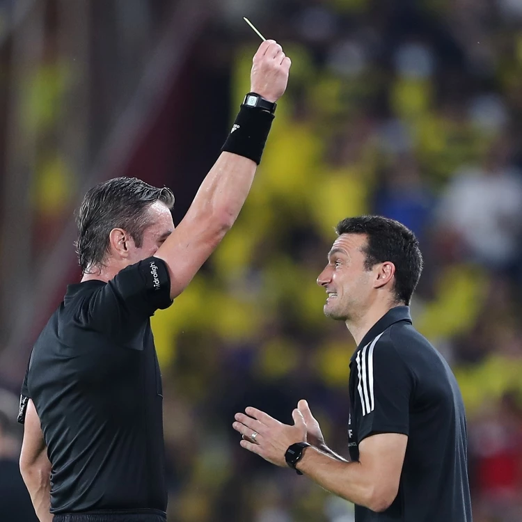 Imagen relacionada de arbitro brasileno raphael claus final copa america argentina colombia