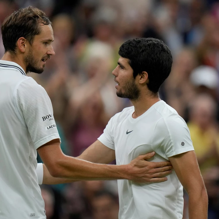 Imagen relacionada de alcaraz medvedev semifinales wimbledon 2023