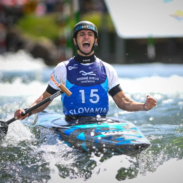 Imagen relacionada de manuel tripano campeon mundial de canoa individual sub 23