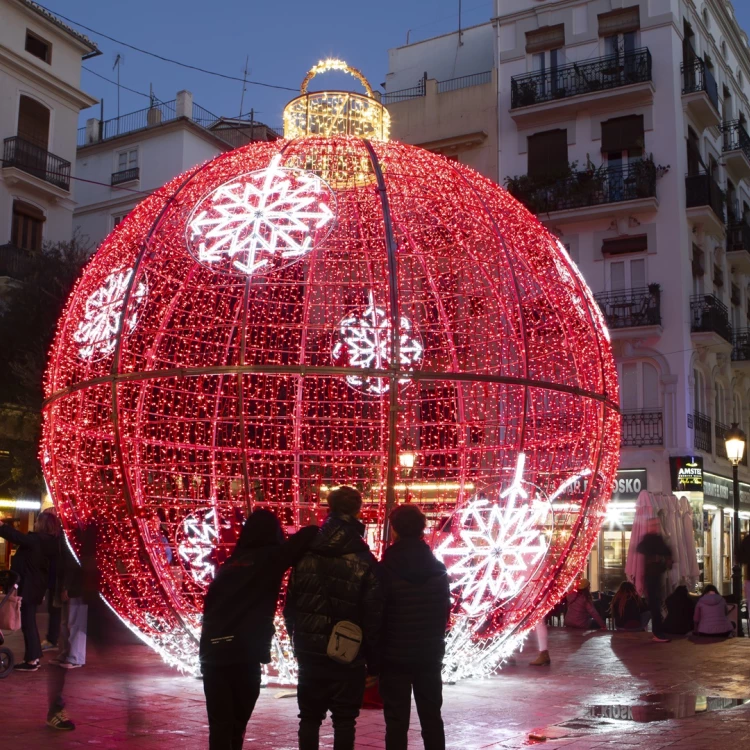 Imagen relacionada de valencia incremento iluminacion navidad