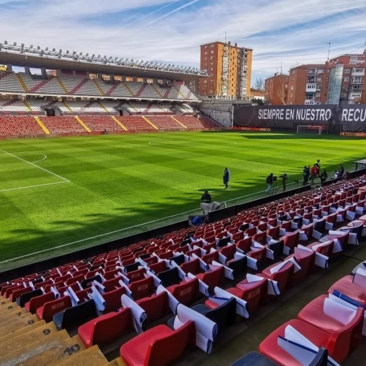 Imagen relacionada de mejoras estadio vallecas rayo vallecano