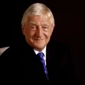 Imagen relacionada de fallece el famoso entrevistador britanico michael parkinson a los 88 anos