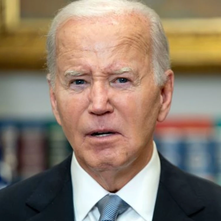 Imagen relacionada de biden retira reeleccion harris