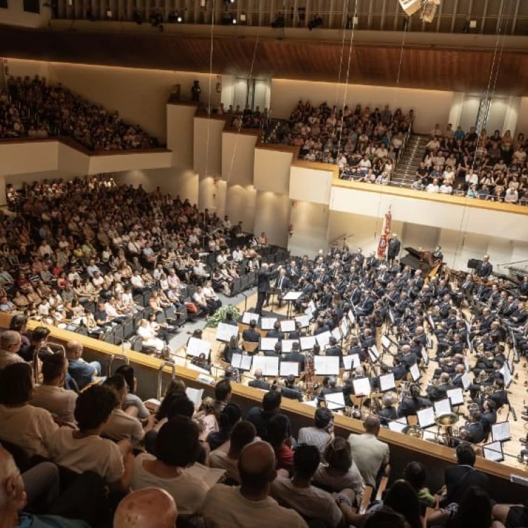 Imagen relacionada de palau musica seccion honor cibm valencia