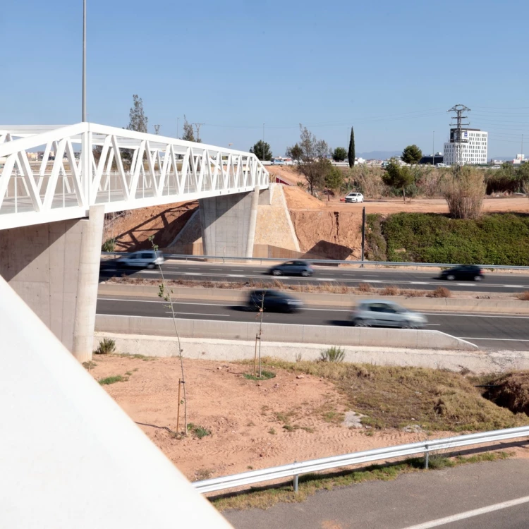 Imagen relacionada de conexion ciclopeatonal beninamet beniferri valencia