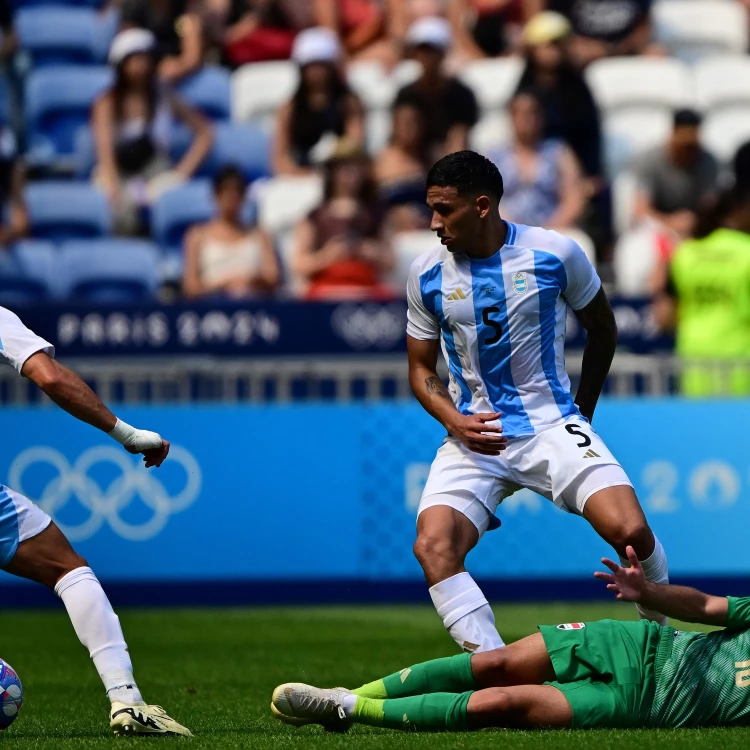 Imagen relacionada de ezequiel fernandez brilla argentina medalla olimpica