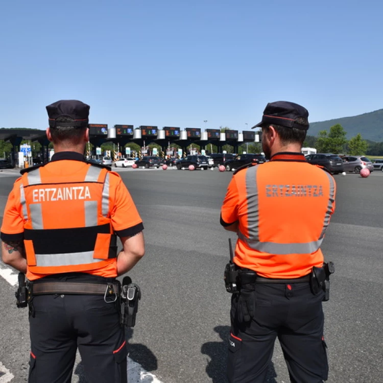 Imagen relacionada de aumento trafico euskadi agosto