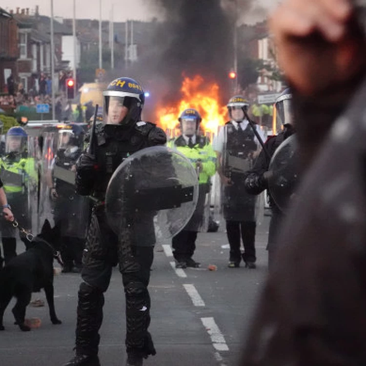 Imagen relacionada de violencia southport protestas extremistas