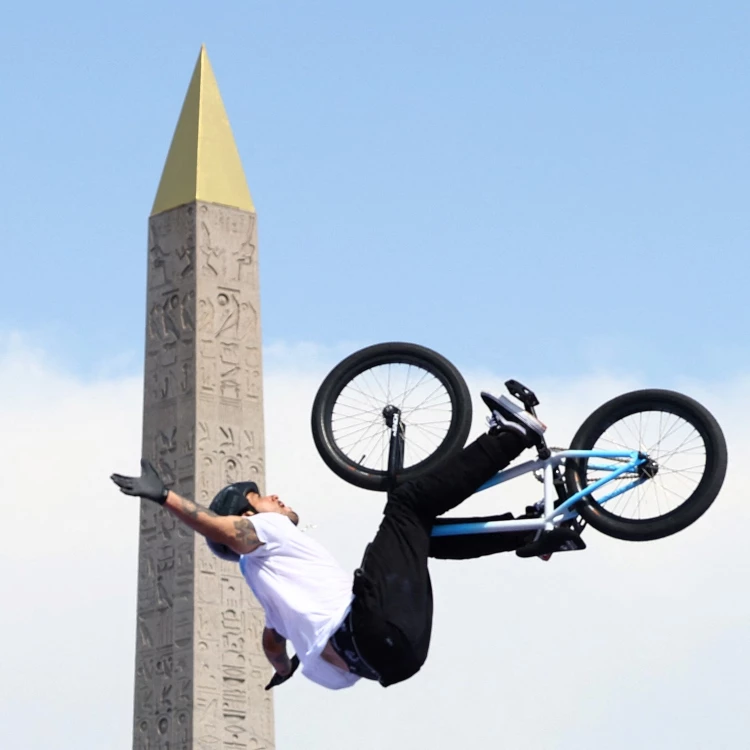 Imagen relacionada de jose torres gil campeon olimpico bmx freestyle