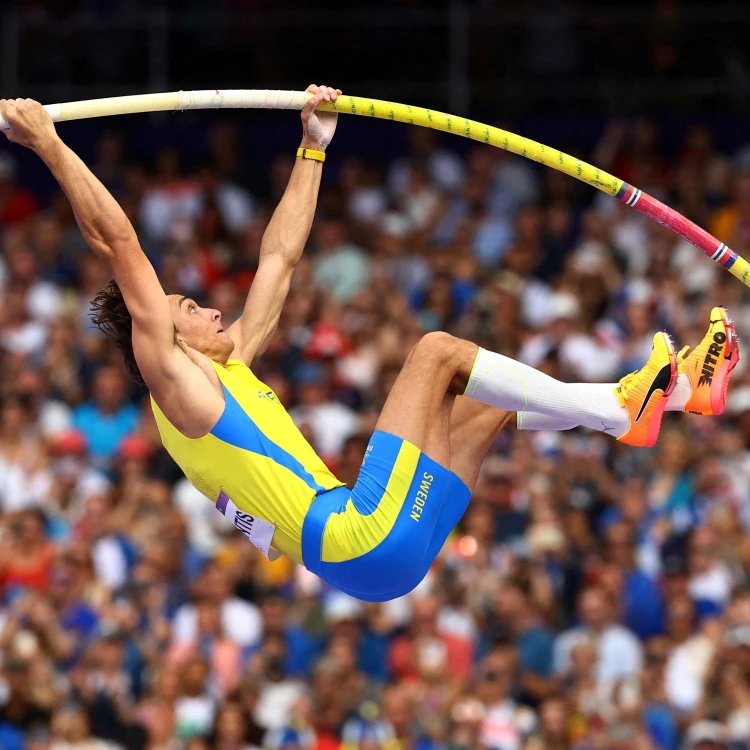 Imagen relacionada de duplantis avanza final salto garrocha