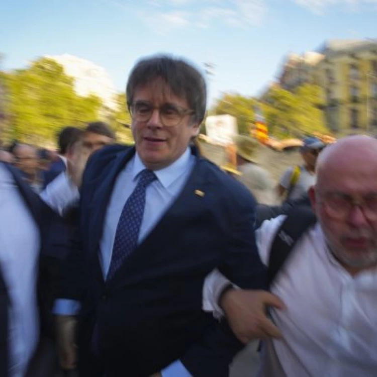 Imagen relacionada de regreso puigdemont barcelona