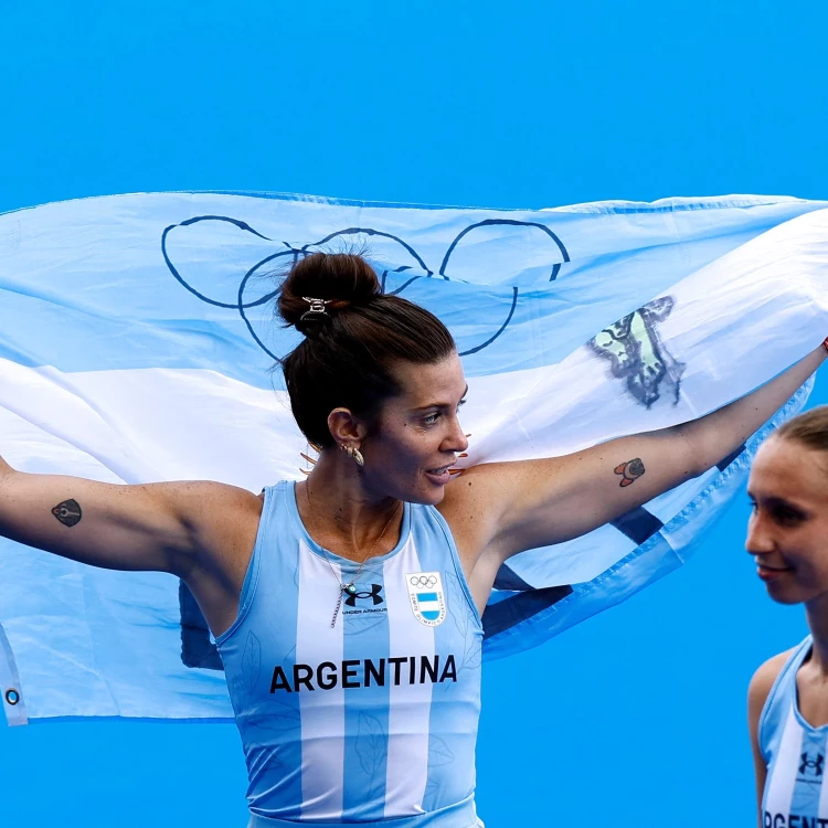 Imagen relacionada de leonas bronce juegos olimpicos paris