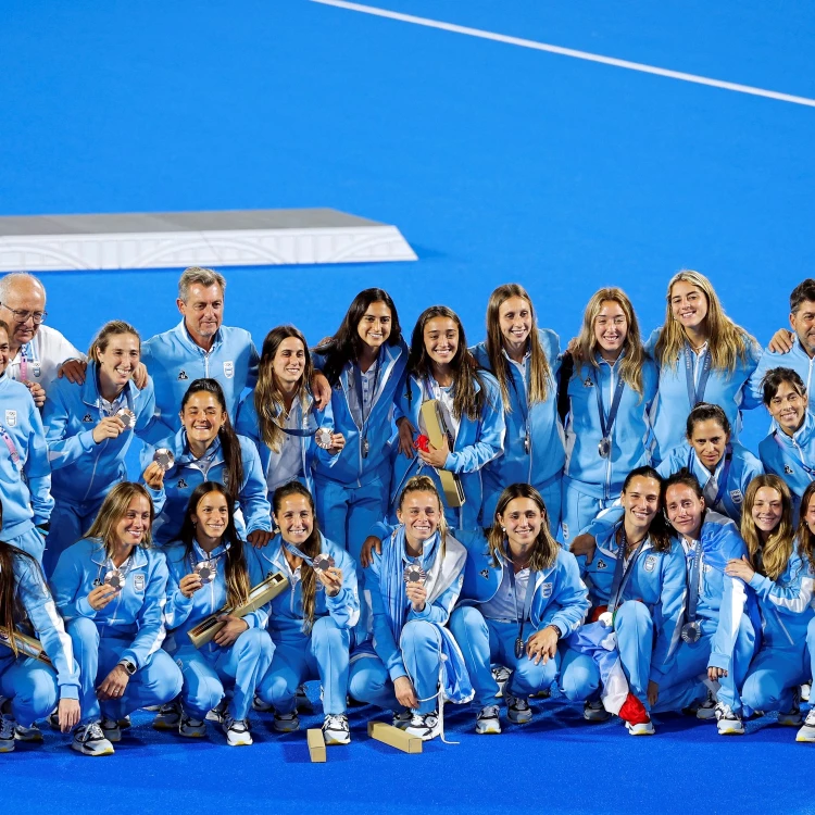 Imagen relacionada de leonas bronze juegos olimpicos paris 2024