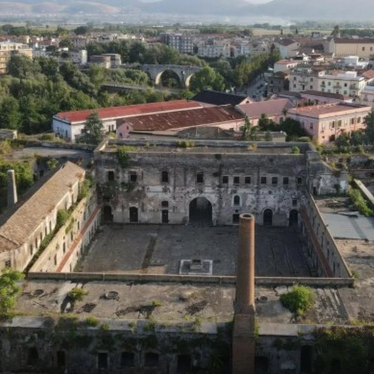 Imagen relacionada de italia subasta castillo siglo xvi