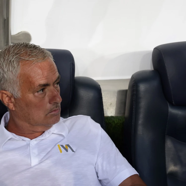 Imagen relacionada de fenerbahce mourinho champions league