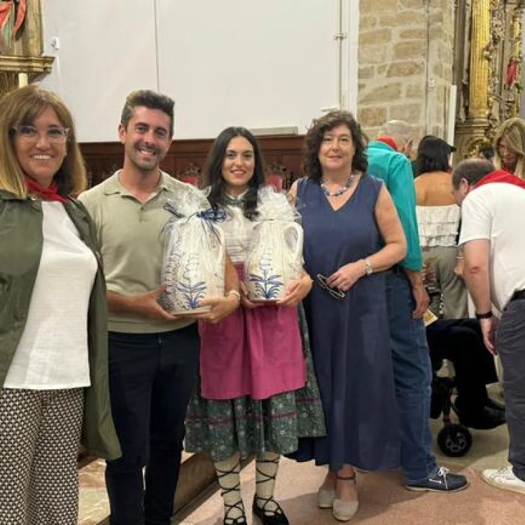 Imagen relacionada de cofradia senor san roque homenaje artistas laudio