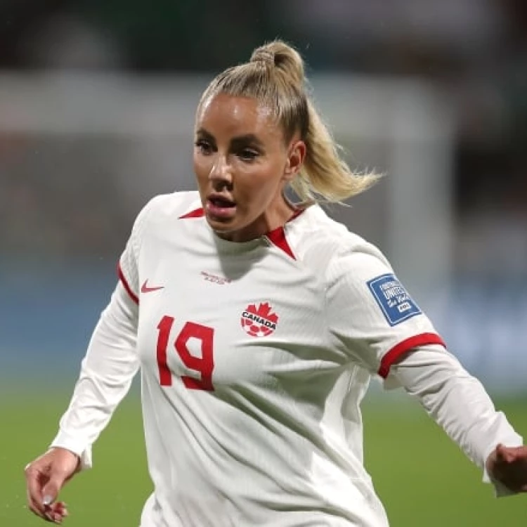 Imagen relacionada de jugadoras futbol femenino canadienses compensacion