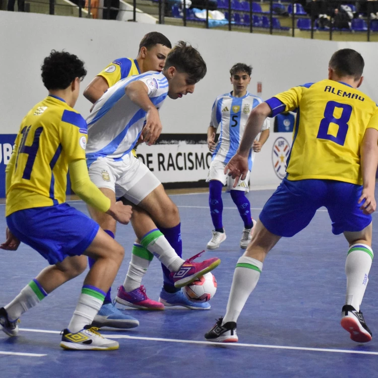 Imagen relacionada de argentina sub 17 bicampeon sudamericano futsal