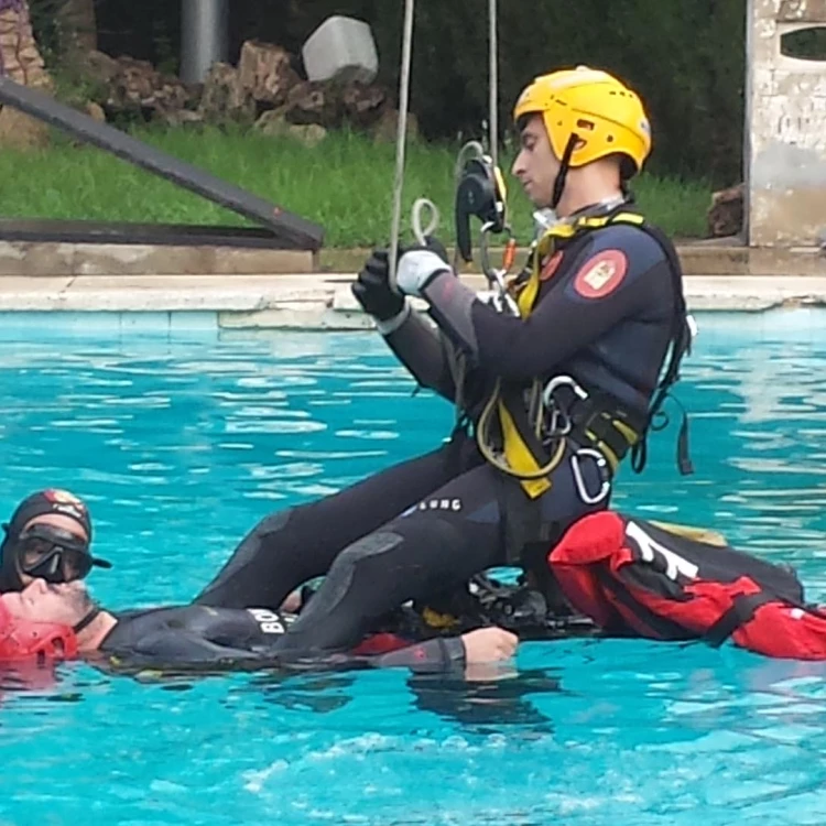 Imagen relacionada de renovacion equipamiento rescate acuatica valencia