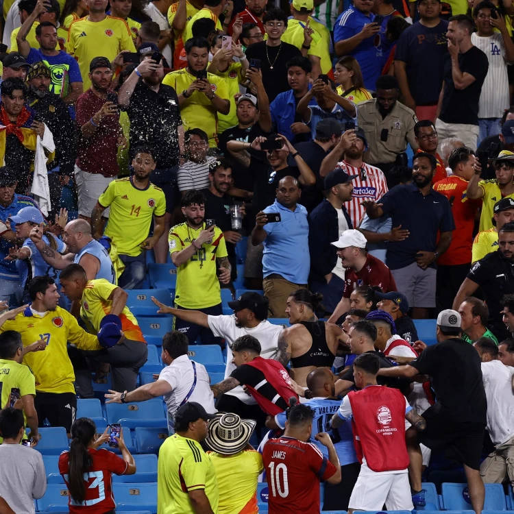 Imagen relacionada de sanciones severas seleccion uruguaya copa america