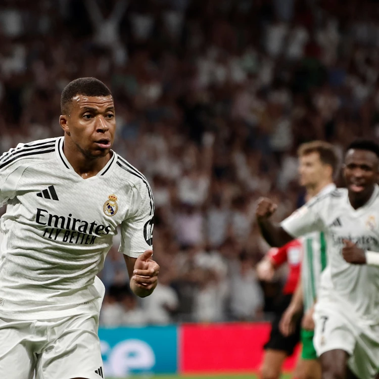 Imagen relacionada de mbappe doblete debut laliga betis